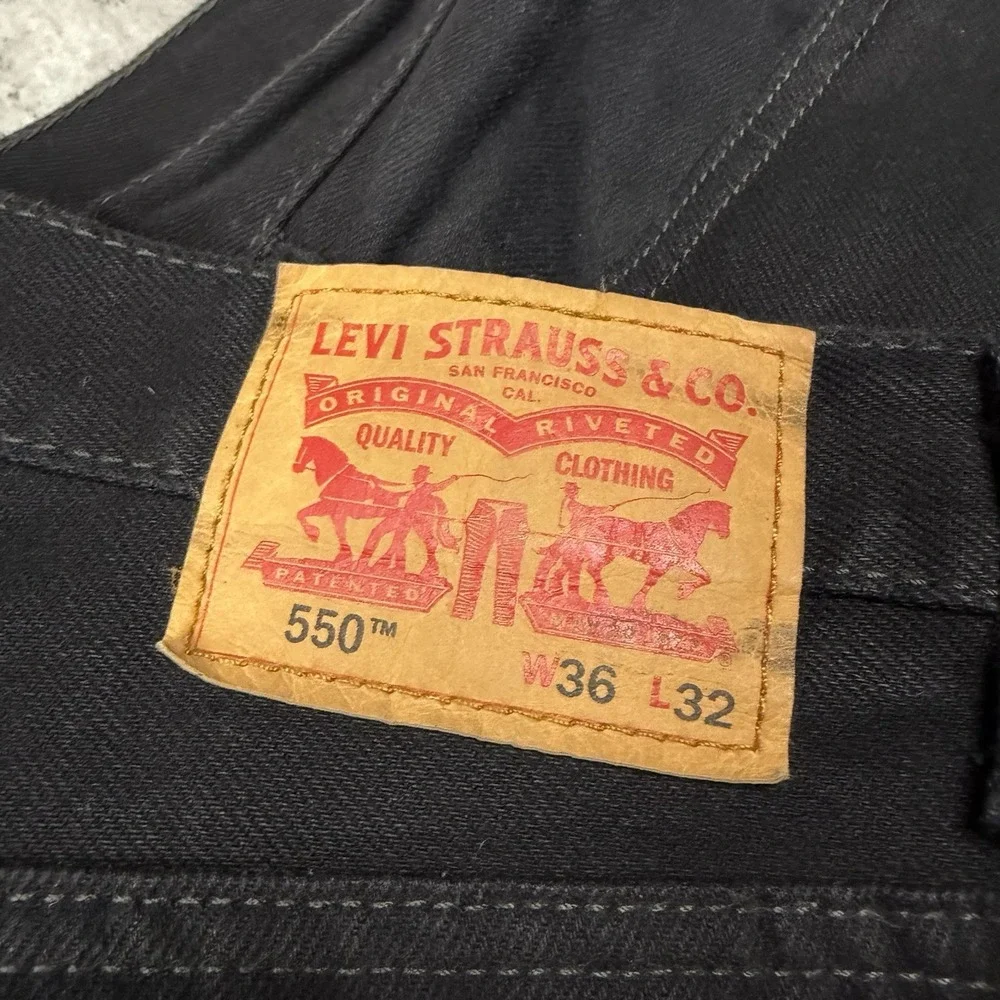 Levi's 550 Jeans Mens 36x32 Relaxed Fit Black Denim Tapered Leg Cotton USA Work